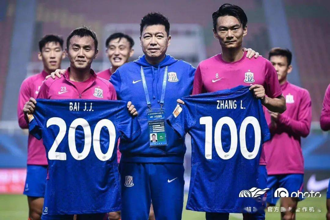 关于上海申花内部会议纪要流出——赛后单刀错失，欧冠使命明确，训练强度明显提升的信息